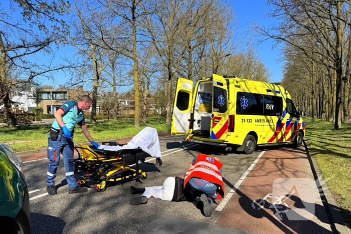 Fietser aangereden door pakketbezorger