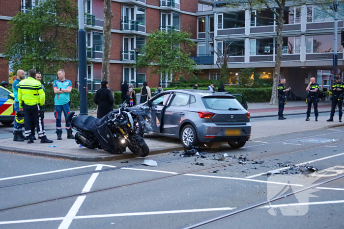 Zwaar ongeval tussen twee voertuigen