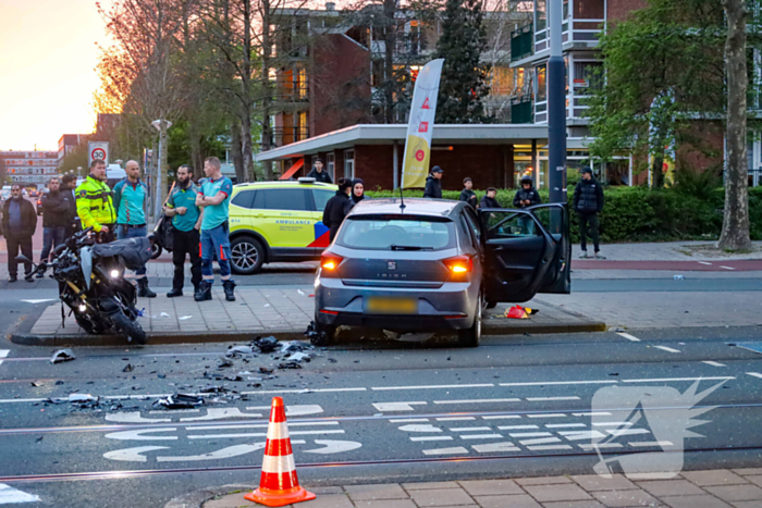 Zwaar ongeval tussen twee voertuigen
