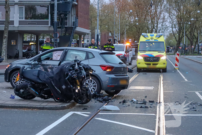 Zwaar ongeval tussen twee voertuigen