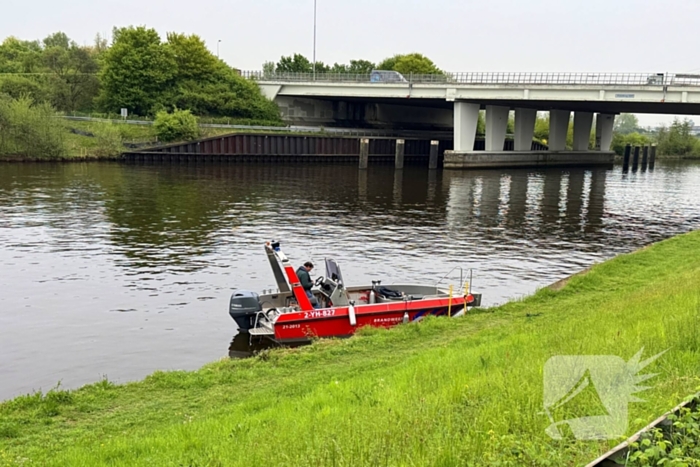 Meerdere brandweer eenheden ingezet voor brand in loods