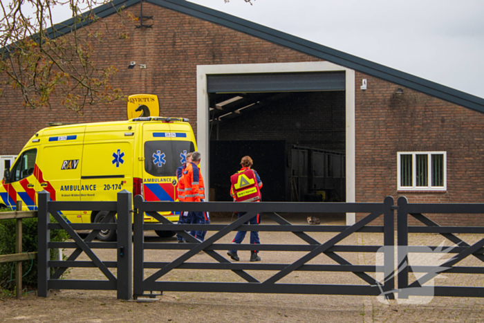Traumateam ingezet voor medische noodsituatie op manege