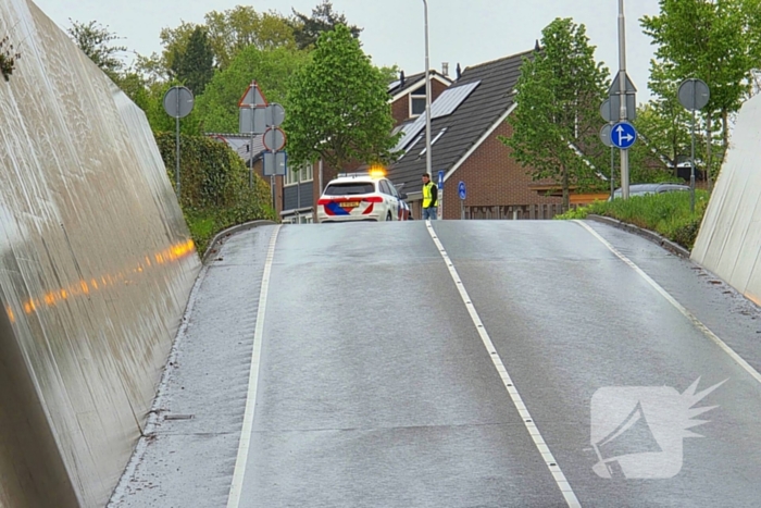 Oliesooor in Koepeltunnel zorgt voor ongeval