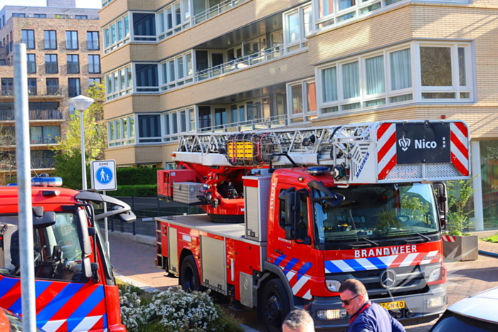 Brandweer zet zich in voor woningbrand