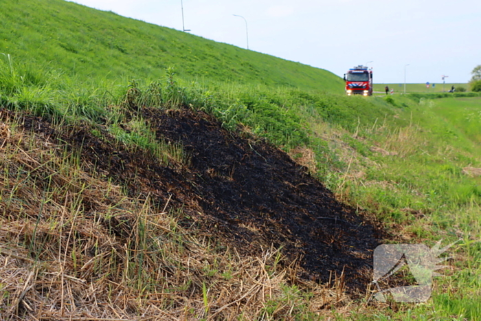 Bermbrand snel onder controle
