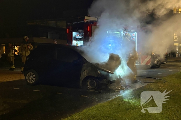 Onderzoek naar oorzaak van autobrand