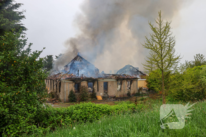 Grote brand legt wereldkeuken plat