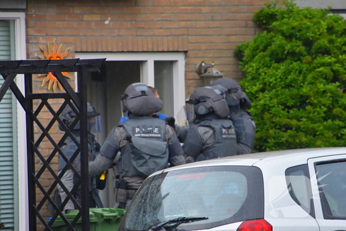 Aanhouding bij inval door arrestatieteam