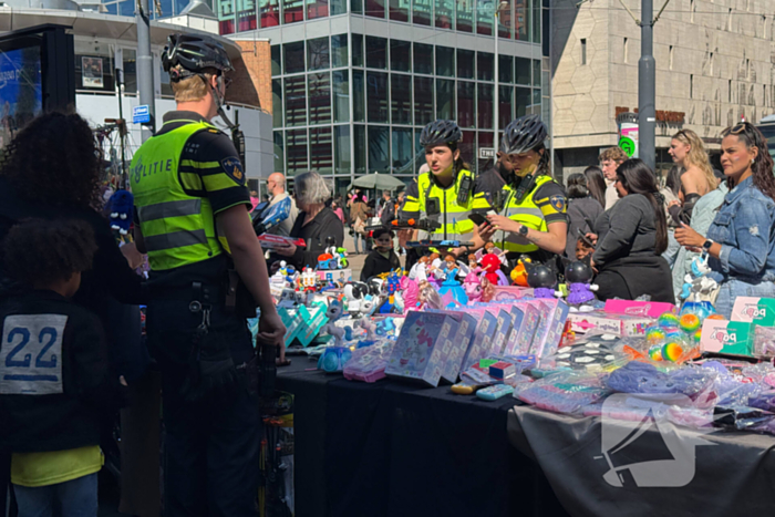Meerdere (nep)wapens in beslag genomen tijdens Koningsdag
