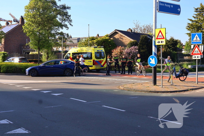 Fietser gewond bij aanrijding met auto
