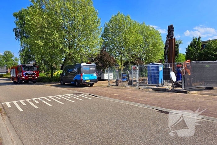 Brandweer verricht metingen vanwege gaslekkage, woning ontruimd