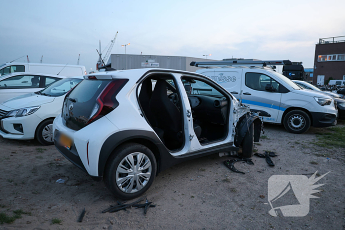 Auto van huurbedrijf aangetroffen