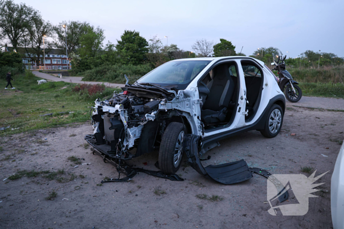 Auto van huurbedrijf aangetroffen