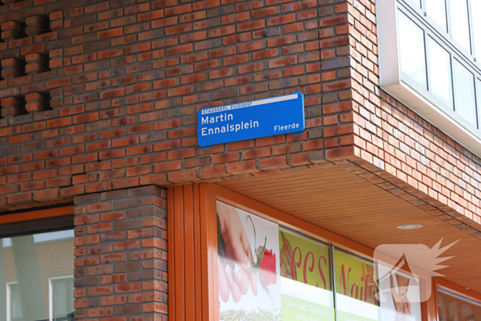 Explosie voor woning zorgt voor flinke schade