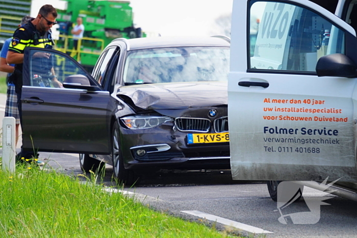 Twee automobilisten op elkaar gebotst