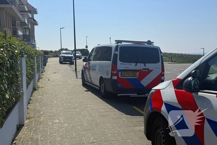 Zoekactie naar vermiste persoon op strand