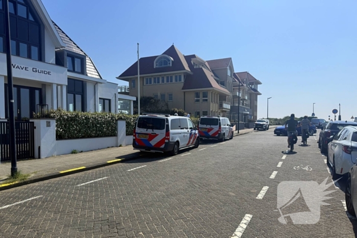 Zoekactie naar vermiste persoon op strand