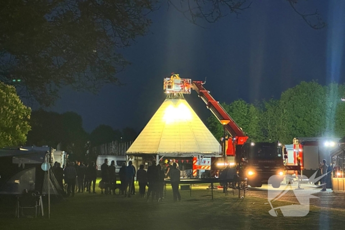 Constructie op camping vat vlam