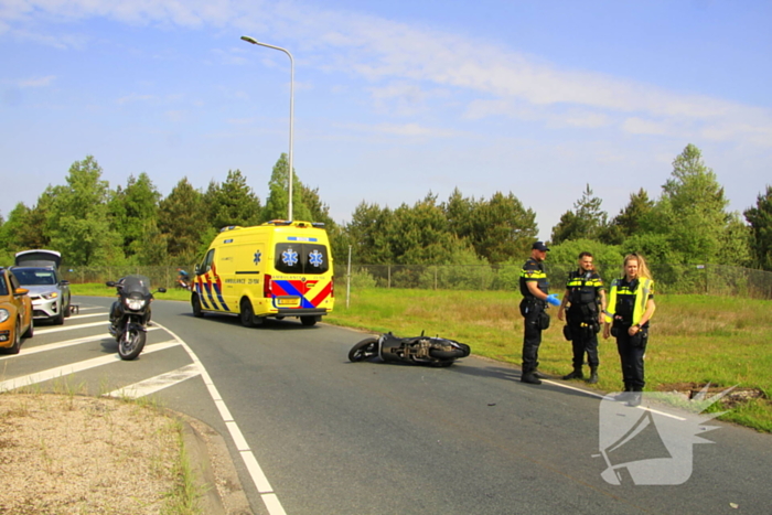 Twee gewonden na botsing met scooter