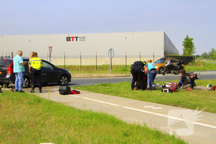 Twee gewonden na botsing met scooter