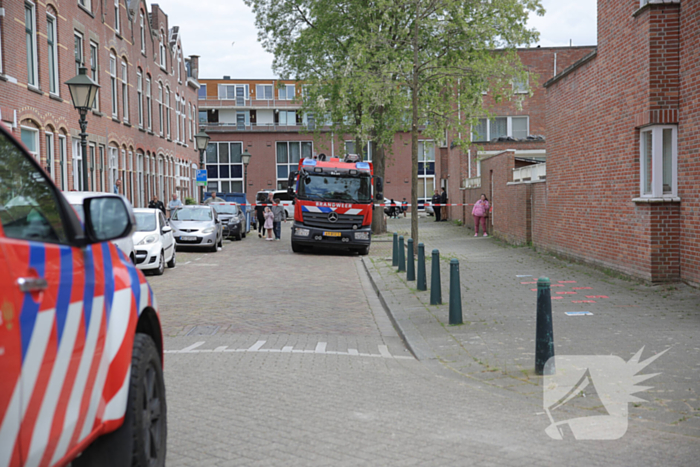 Brandweer ingezet voor brand op dak van woning