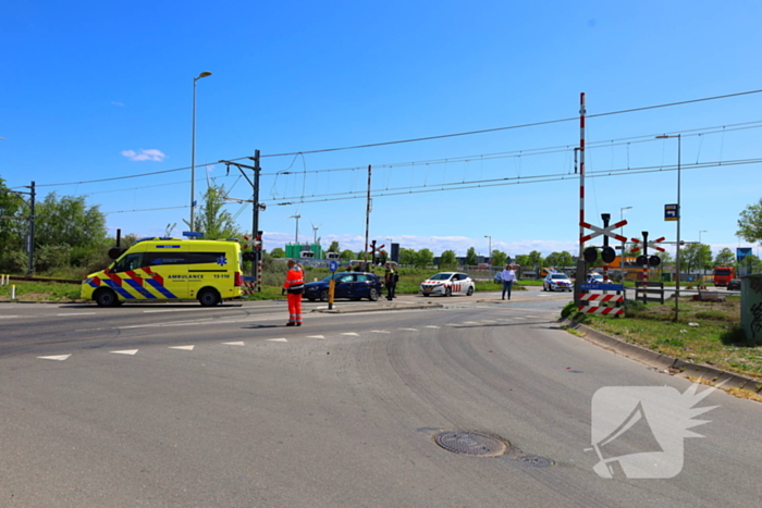 Spoor gestremd door aanrijding tussen personenauto en vrachtwagen