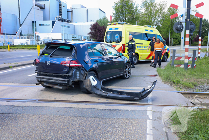 Spoor gestremd door aanrijding tussen personenauto en vrachtwagen