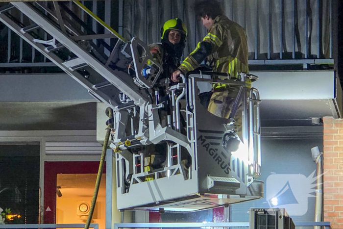 Brand op balkon op eerste verdieping