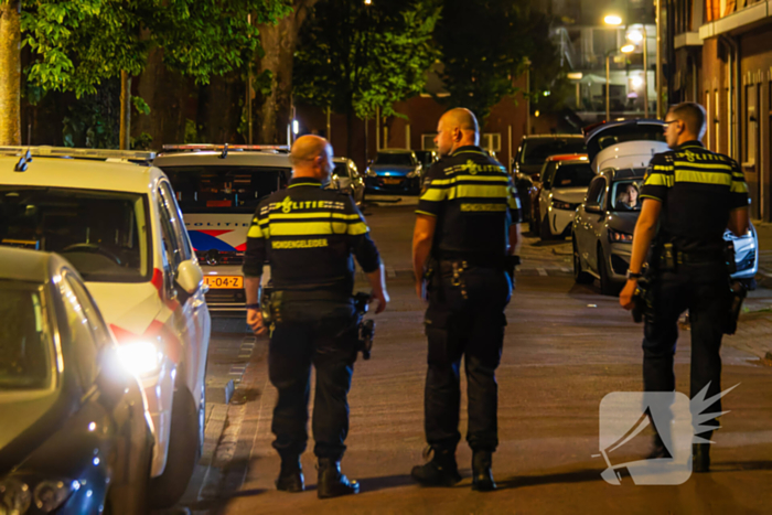 Arrestatieteam voert inval uit bij café