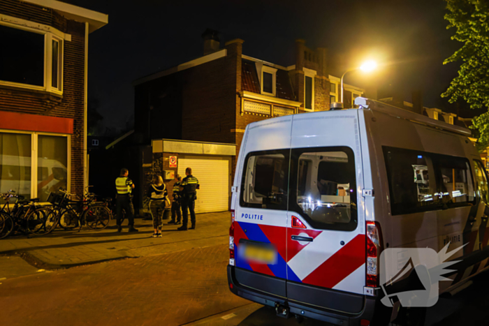 Arrestatieteam voert inval uit bij café