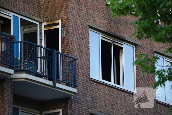 Evacuatie na brand in portiekwoning