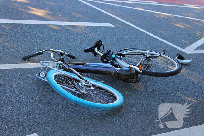 Spoedtransport naar ziekenhuis na aanrijding