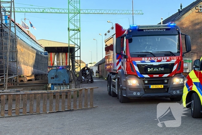 Hulpdiensten ingezet voor brand in loods