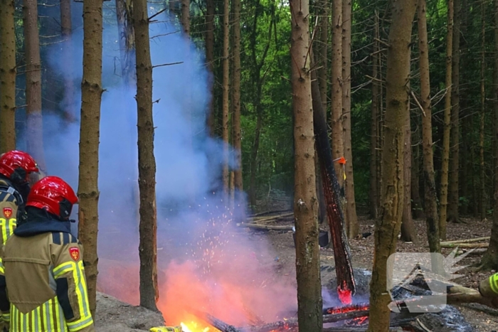 Brandweer ingezet voor bosbrand