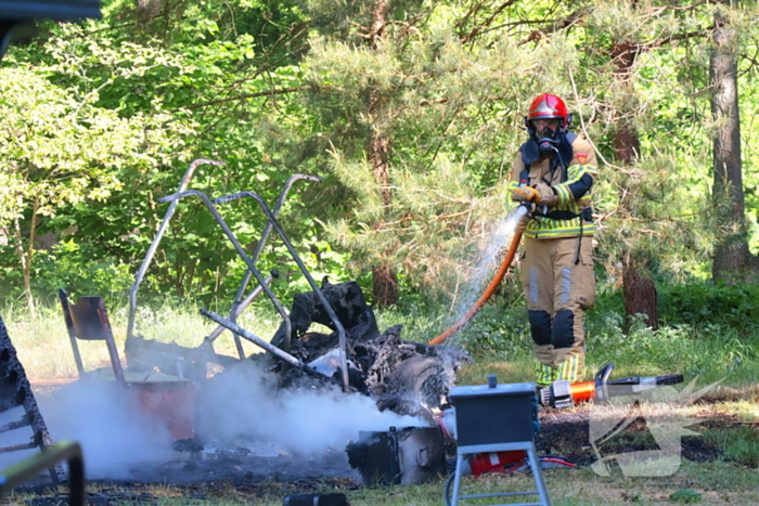 Golfkarren in brand tijdens evenement