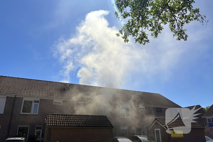 Brand in woning zorgt voor rookontwikkeling