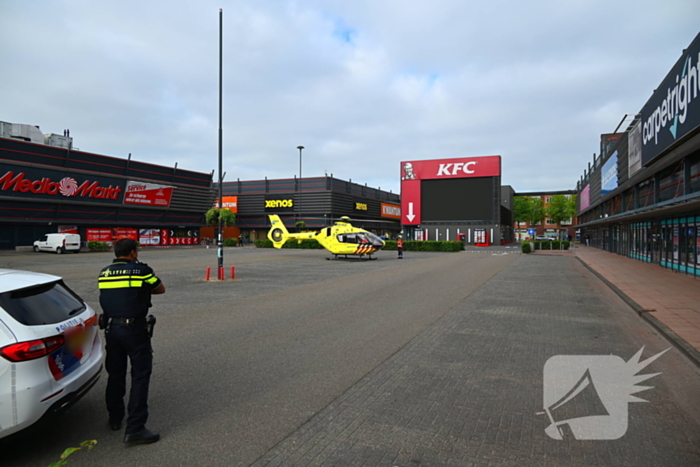 Traumahelikopter landt na ongeval