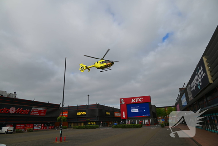 Traumahelikopter landt na ongeval