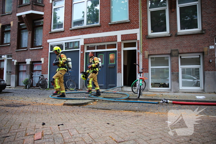 Flinke brand op dakterras, brand in de kiem gesmoord