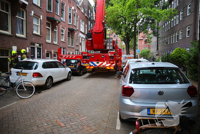 Flinke brand op dakterras, brand in de kiem gesmoord