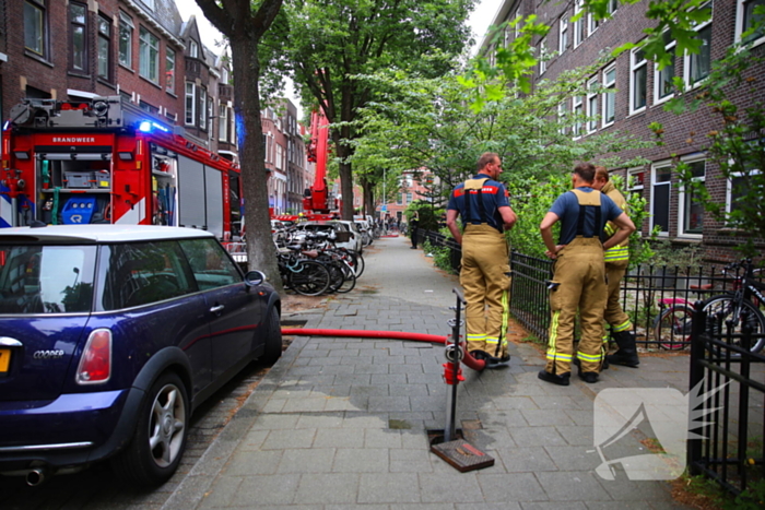 Flinke brand op dakterras, brand in de kiem gesmoord