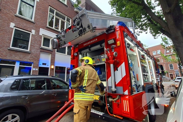 Flinke brand op dakterras, brand in de kiem gesmoord