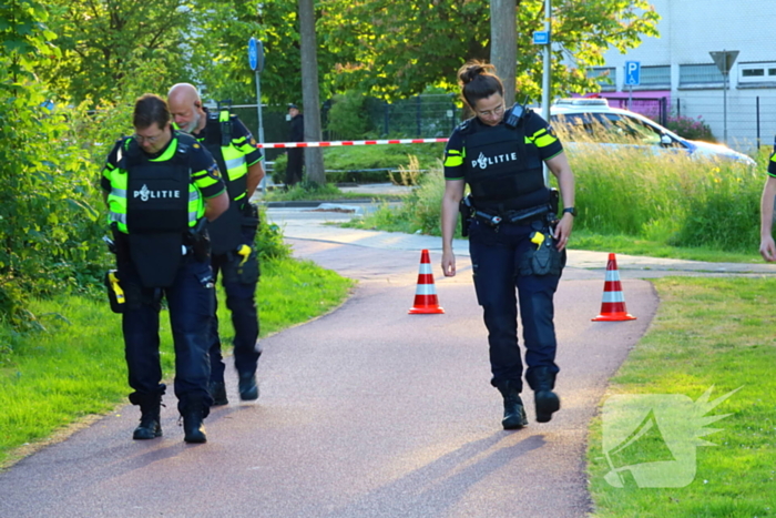 Politie zoekt verdachte na schietpartij