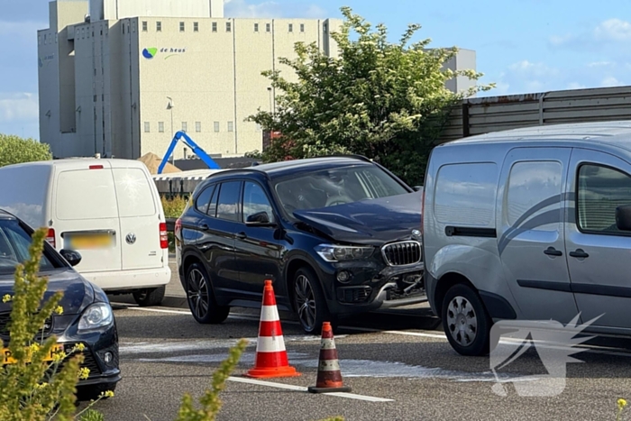 Kettingbotsing op provinciale weg