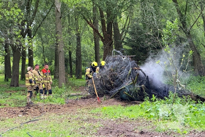 Afvalbrand snel geblust door brandweer