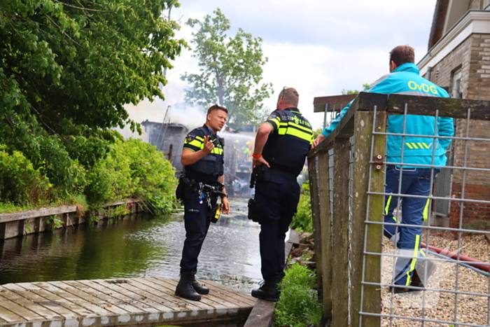 Veel rookontwikkeling bij schuurbrand
