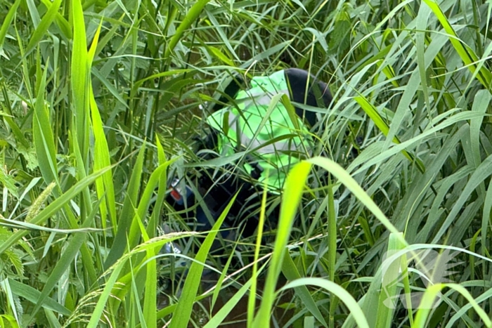 Scootmobiel belandt in sloot, bestuurder gewond