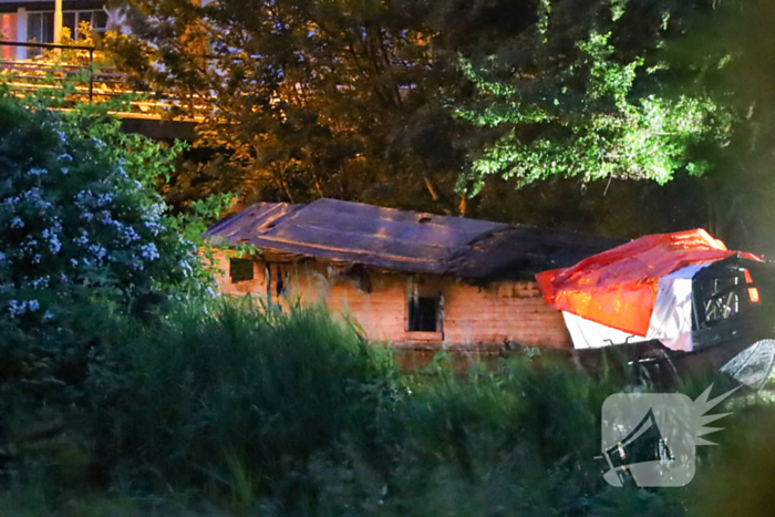 Dodelijke brand op woonark