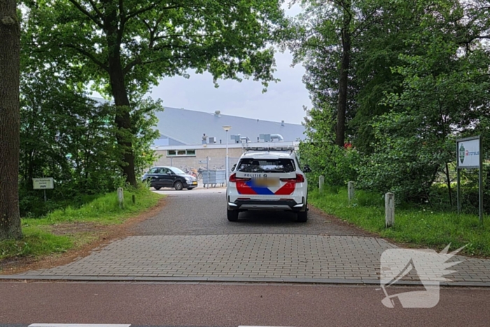 Politie bemiddelt na onenigheid tussen jongeren