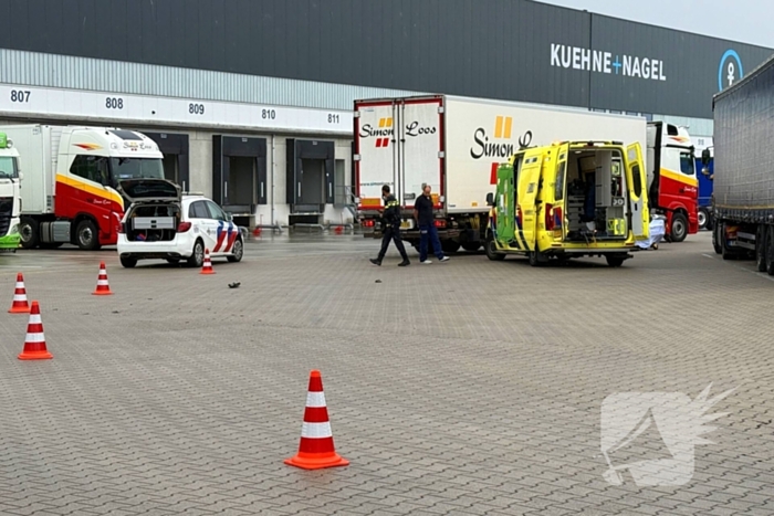 Fatbike botst op vrachtwagen, bestuurder gewond